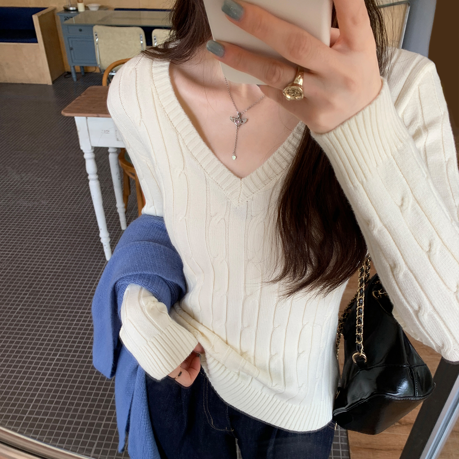 韩系高级感绝美蓝色麻花V领长袖针织衫女秋2025新款内搭打底上衣