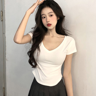 不规则短袖 性感紧身显胸上衣夏高腰纯欲风V领显瘦修身 莫代尔T恤女