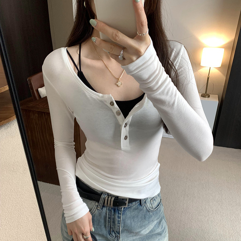 薄款v领独特绝美显瘦长袖t恤图片