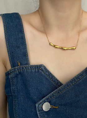 2025新款一字不规则几何褶皱项链