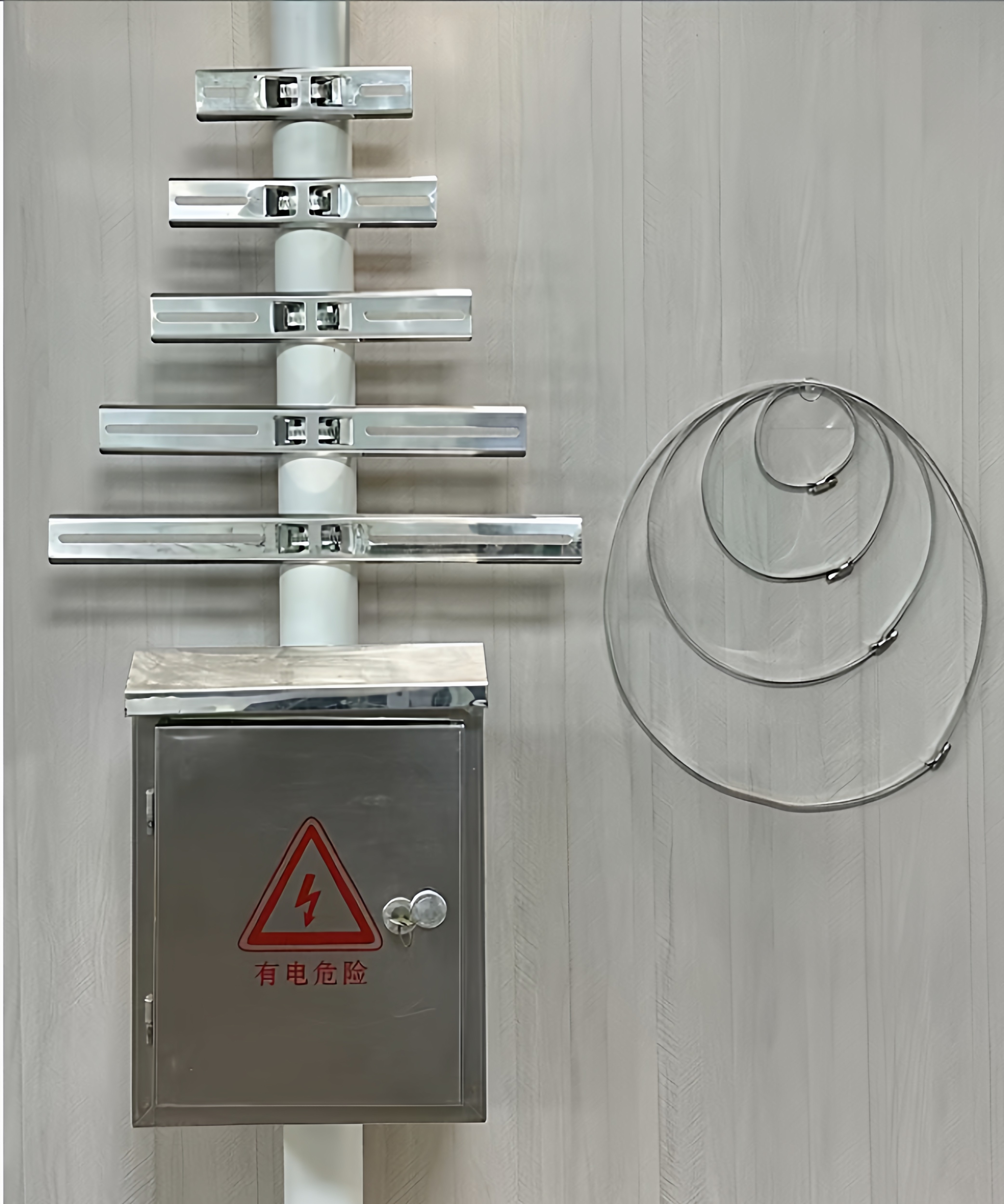 不锈钢防水箱背架挂件立杆路灯柱子电线杆配电箱抱箍加强横臂支架图片
