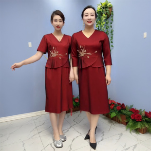 高端喜婆婆婚宴装洋气妈妈婚礼服丈母娘连衣裙平时可穿假两件