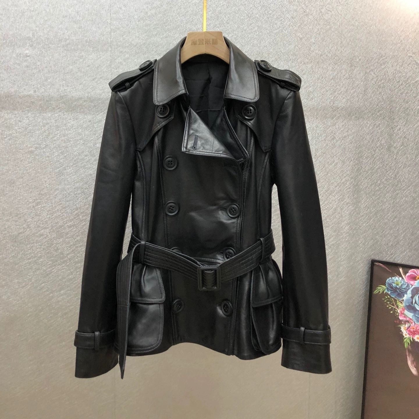 配腰带经典双排扣春秋女装皮衣外套修身收腰大口袋中性机车服风衣