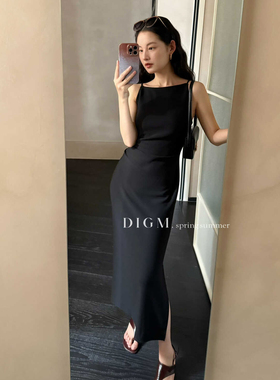 DIGM法式赫本风黑色吊带连衣裙女收腰显瘦气质名媛高级感开叉长裙