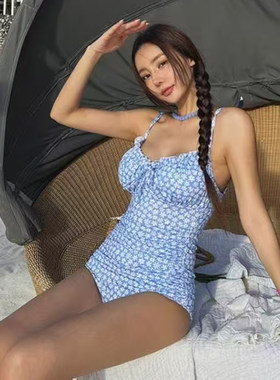 性感吊带连体三角显瘦小胸聚拢