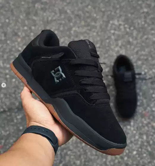 Wear-Resistant King Dc Central Skateboard Shoes, Suede Leather Upper, Wear-Resistant Shock-Absorbing Outsole Lakai