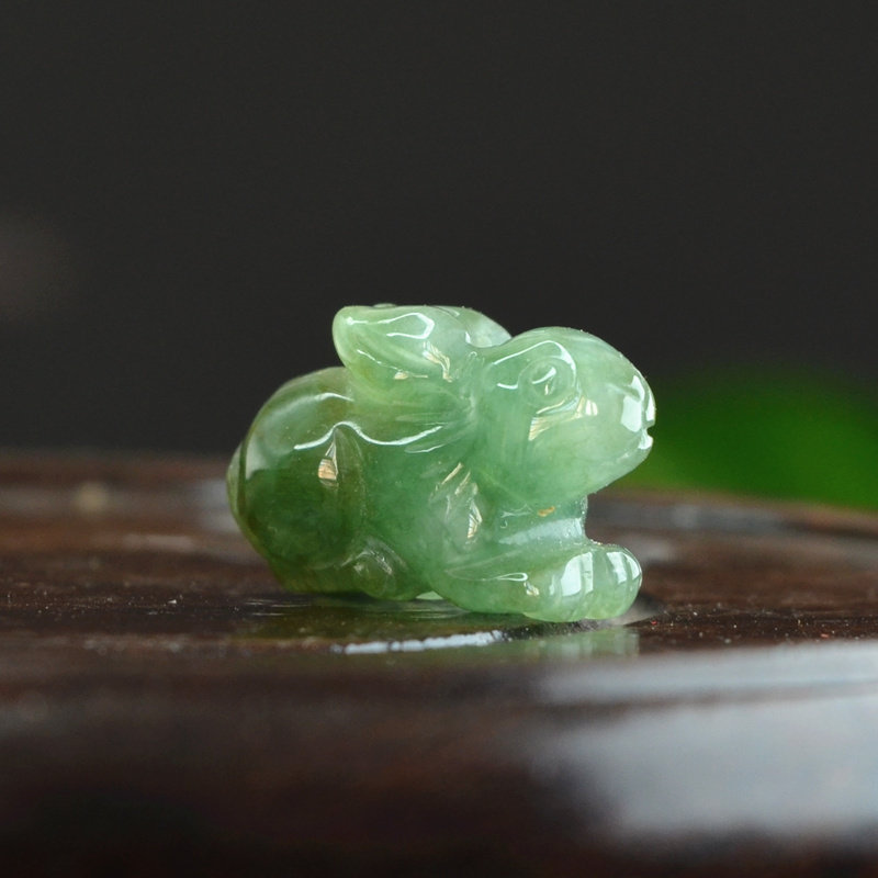 天然a货翡翠玉兔子挂件缅甸吊坠小兔子十二生肖男女款情人节礼物