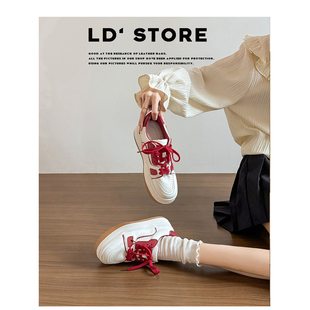 真皮~厚底小白鞋女2026新款学院风面包鞋系带休闲运动板鞋阿甘鞋