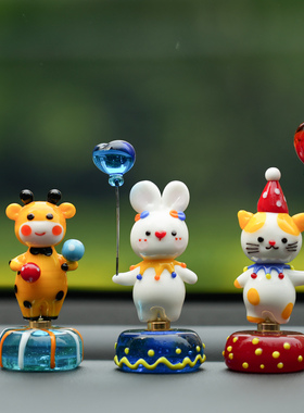 淄博琉璃手作马戏团旋转小动物车载桌面摆件可爱兔子小猫生日礼物