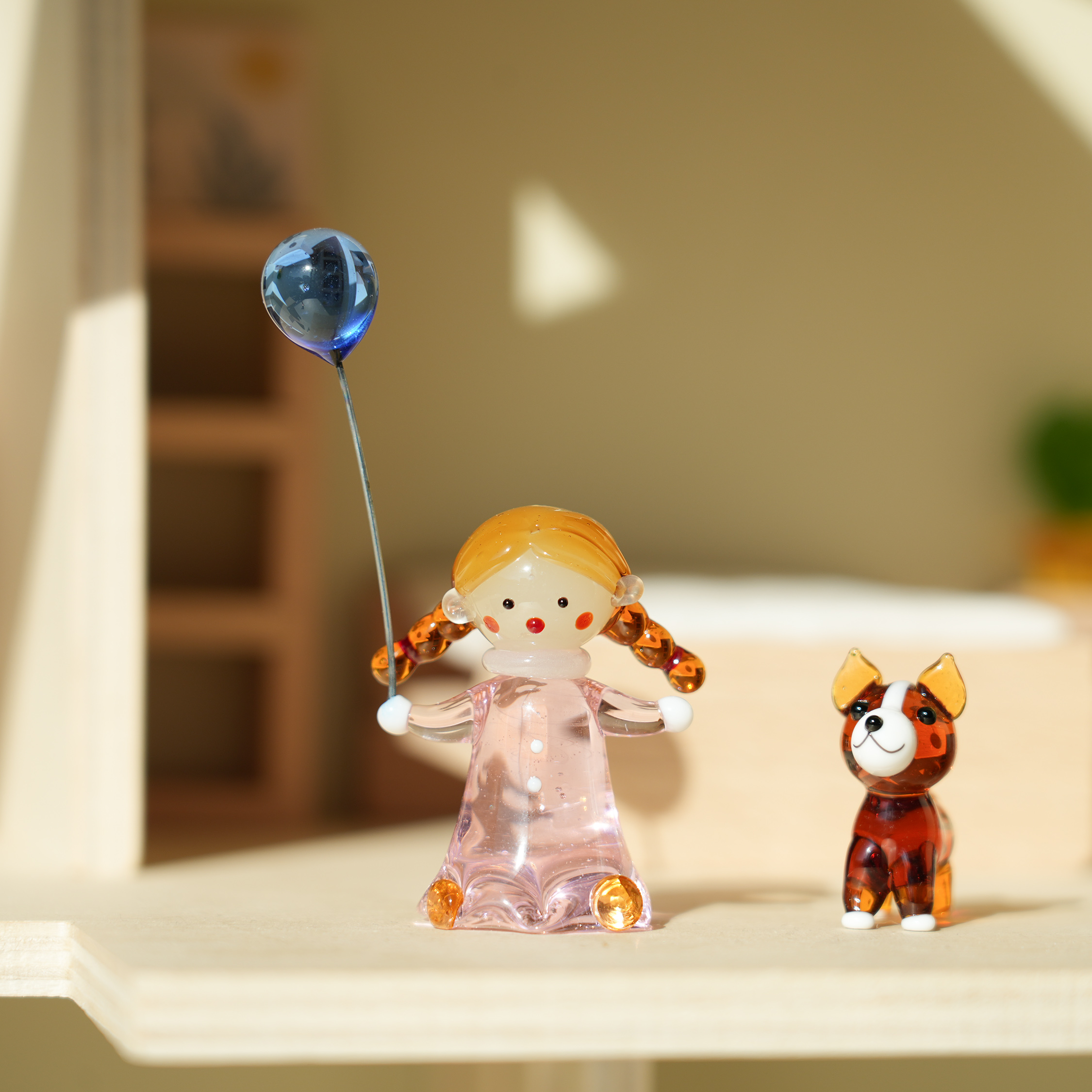 淄博琉璃手作小女孩桌面摆件