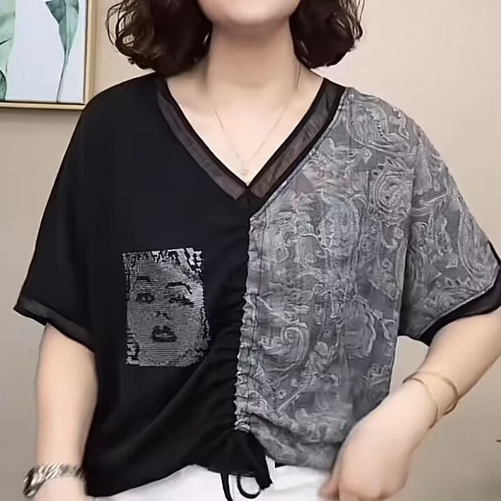 2025新款夏季设计感上衣v领宽松烫钻T恤女大码莱赛尔天丝短袖小衫