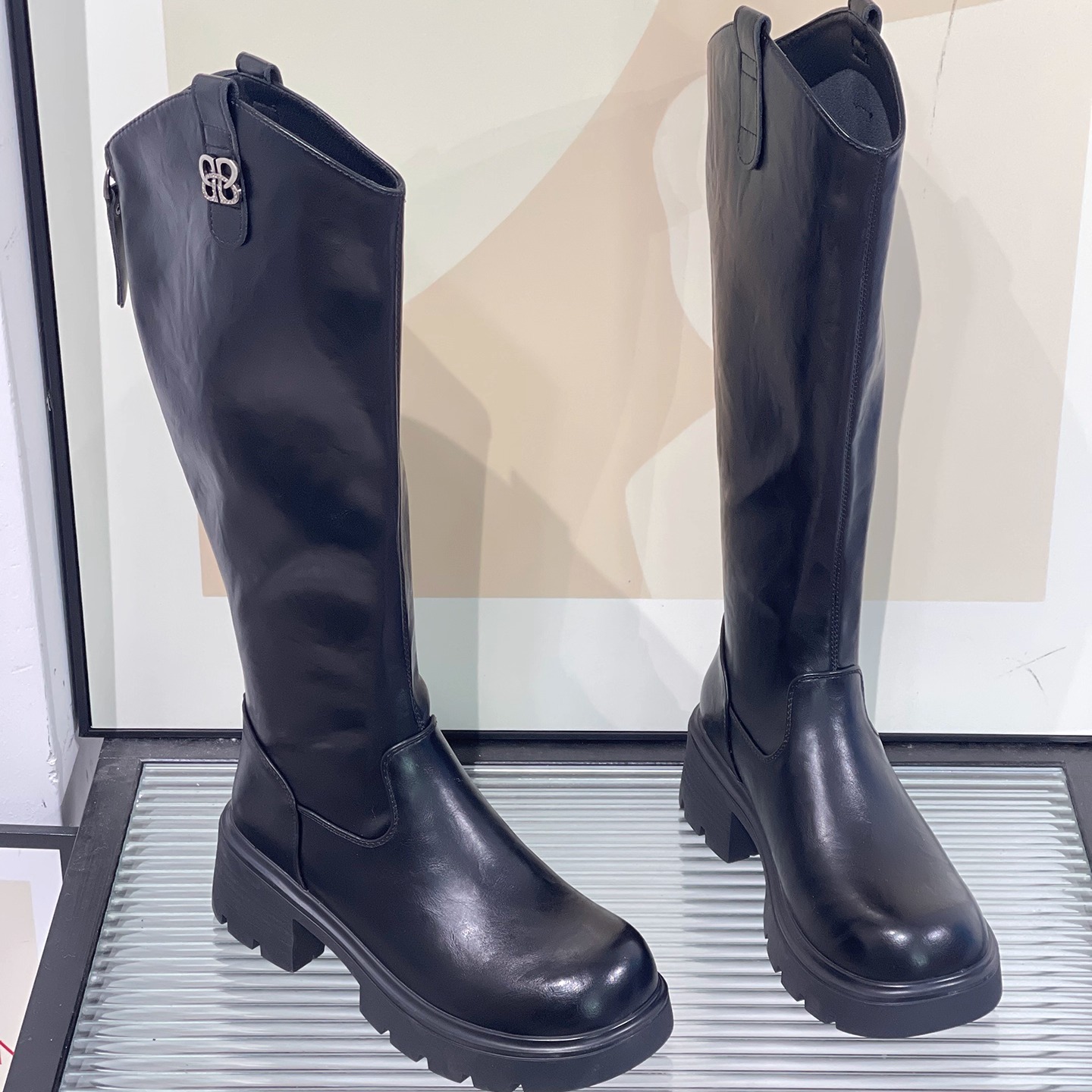 2025冬季新款黑色高筒骑士靴女软皮厚底百搭显瘦不过膝长筒靴女靴