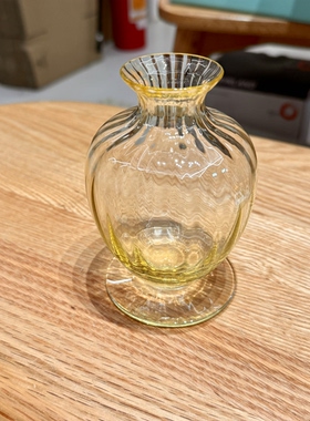 法国Baccarat巴卡拉小号黄色水晶花瓶 无盒微瑕 11cm 保真