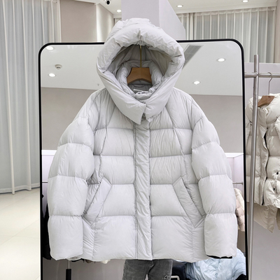 新国标90白鹅绒女轻奢高端连帽短款泡芙鹅绒服加厚抗寒保暖羽绒服