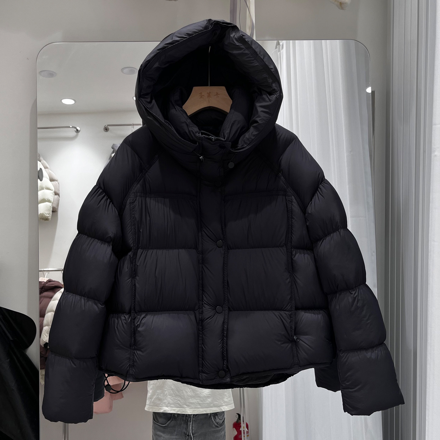 2025冬装新款新国标90白鸭绒女士短款加厚泡芙羽绒服小个子面包服