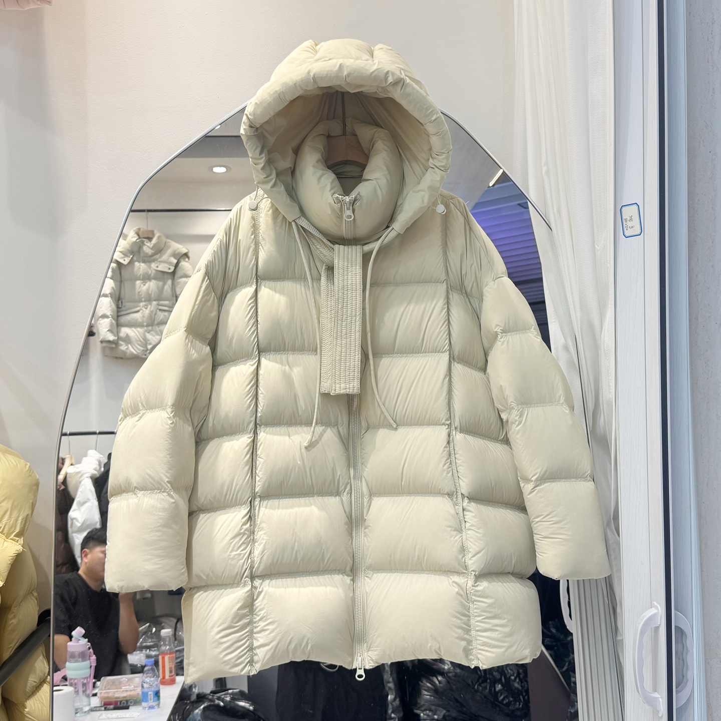 新国标95白鸭绒高端欧货女中长款泡芙龟背连帽羽绒服宽松厚面包服