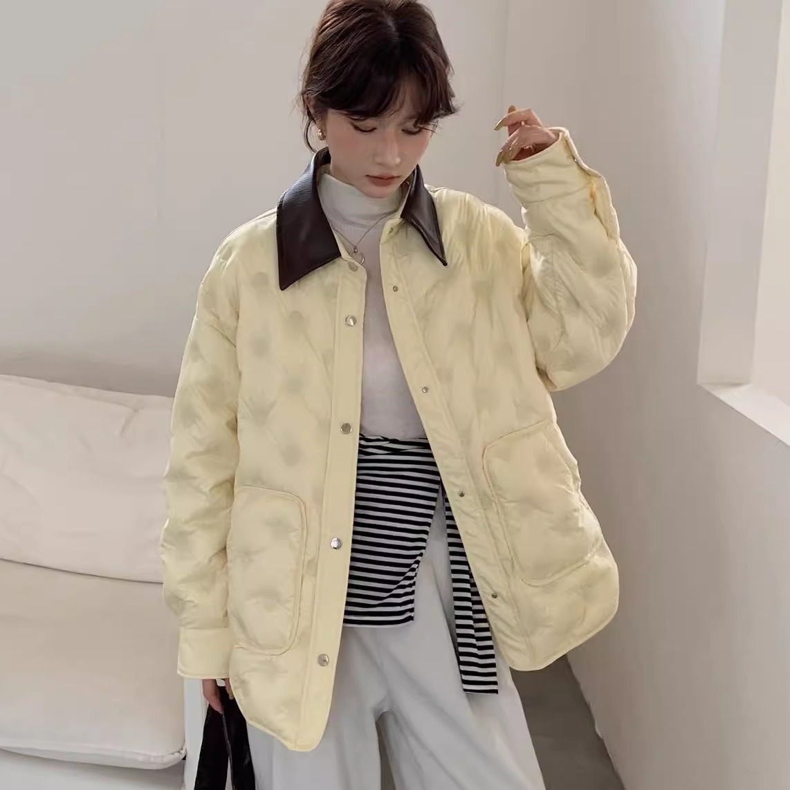 新国标90白鸭绒女原创设计师款翻领衬衫轻薄款宽松大码压胶羽绒服