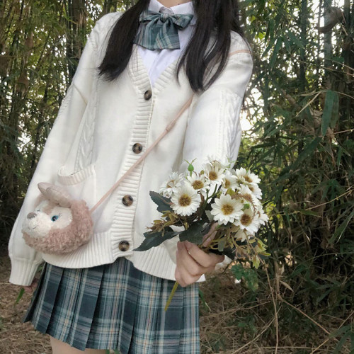 2020秋装新款外套日系小清新学院风JK制服毛衣宽松麻花针织开衫女 - 封面