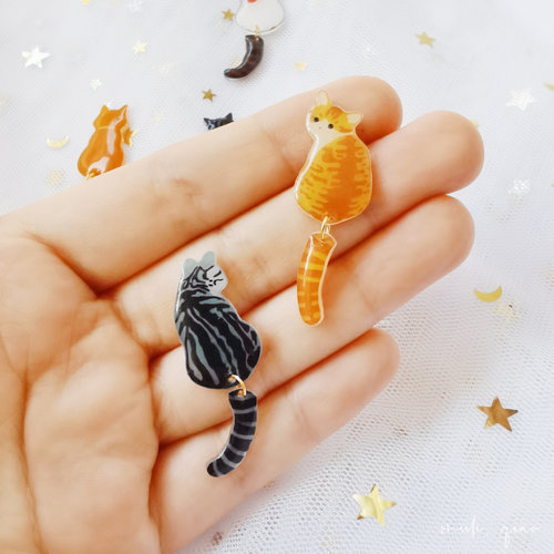 可爱卡通虎斑猫咪吊尾巴纯银耳钉