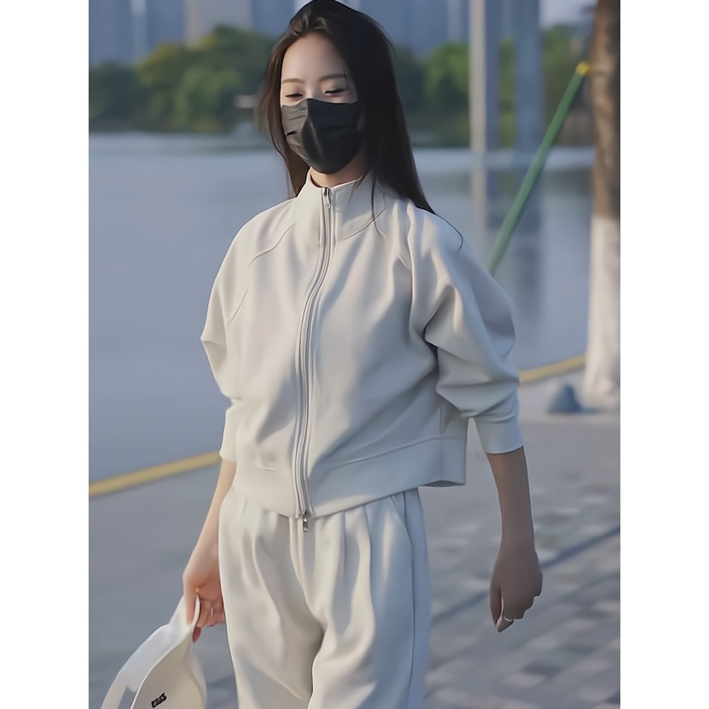 新款简约风白色休闲运动套装女立领上衣高腰阔腿裤时尚减龄两件套