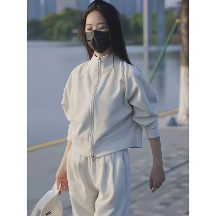 新款简约风白色休闲运动套装女立领上衣高腰阔腿裤时尚减龄两件套