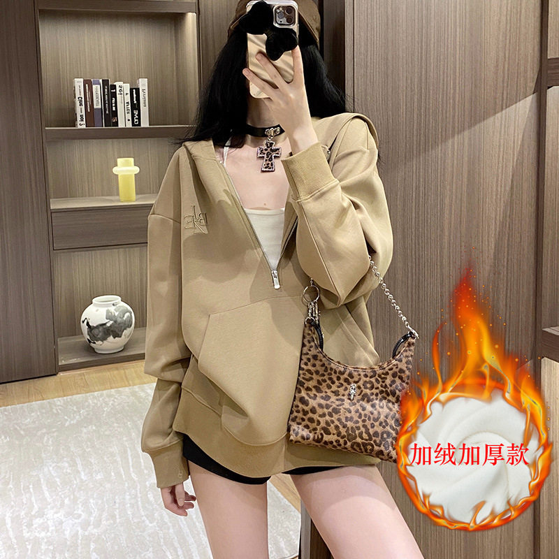 秋冬慵懒运动休闲加绒保暖舒适半拉链刺绣连帽卫衣宽松减龄上衣女