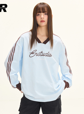 ER三条杠徽章长袖T恤2025春季美式休闲复古运动球衣V领宽松上衣