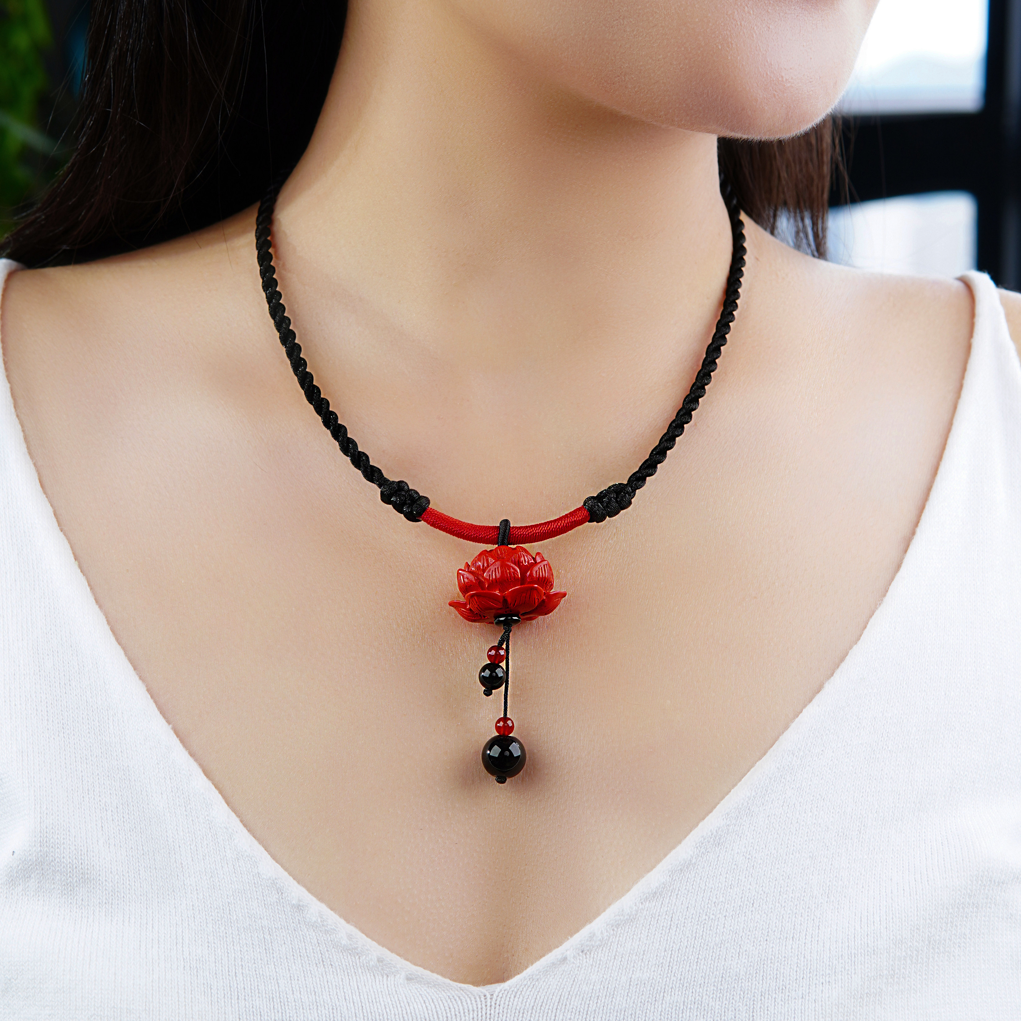 珠花蝶度复古百搭红毛衣链短款女花朵项链挂件民族风配饰