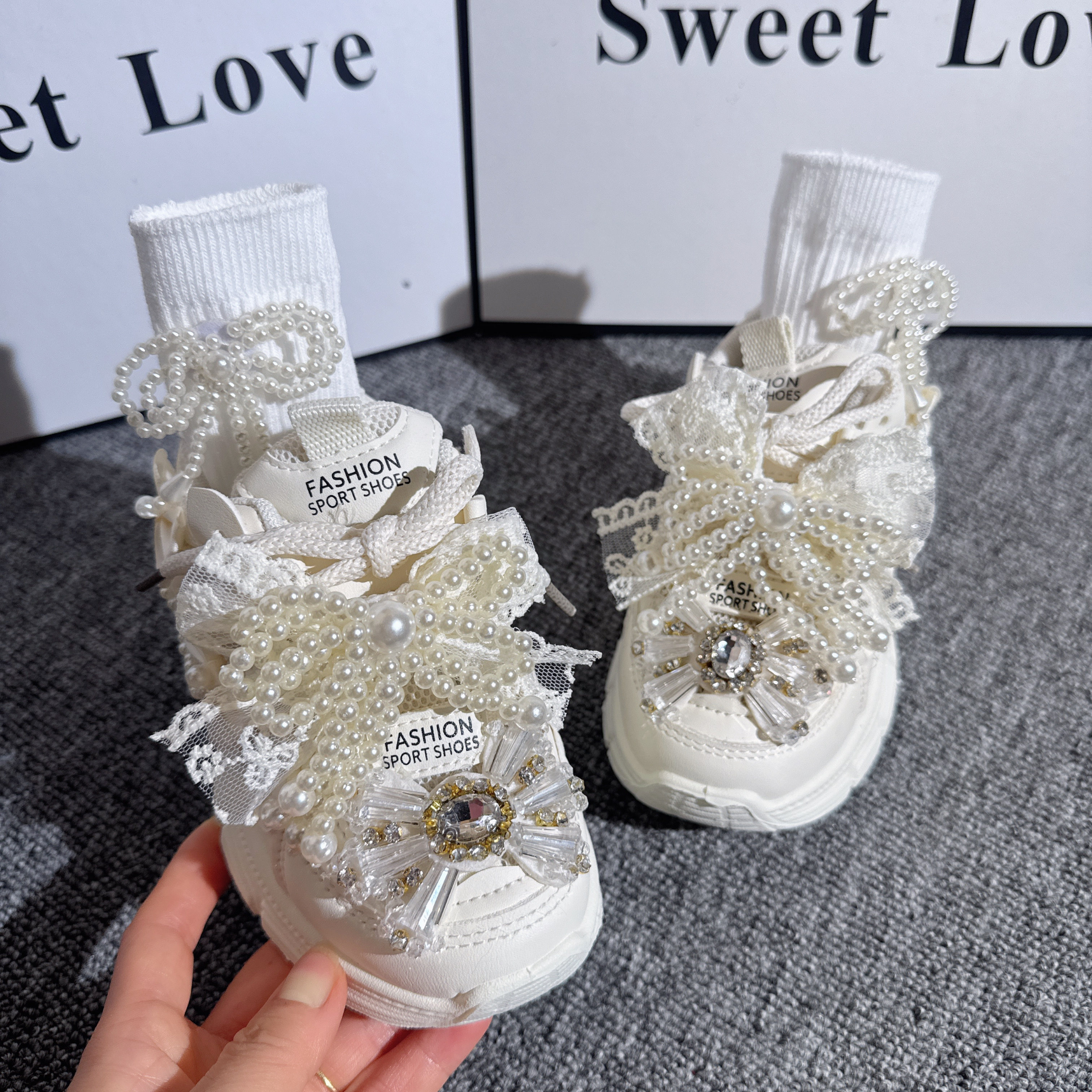女童鞋秋季银色儿童运动鞋网面