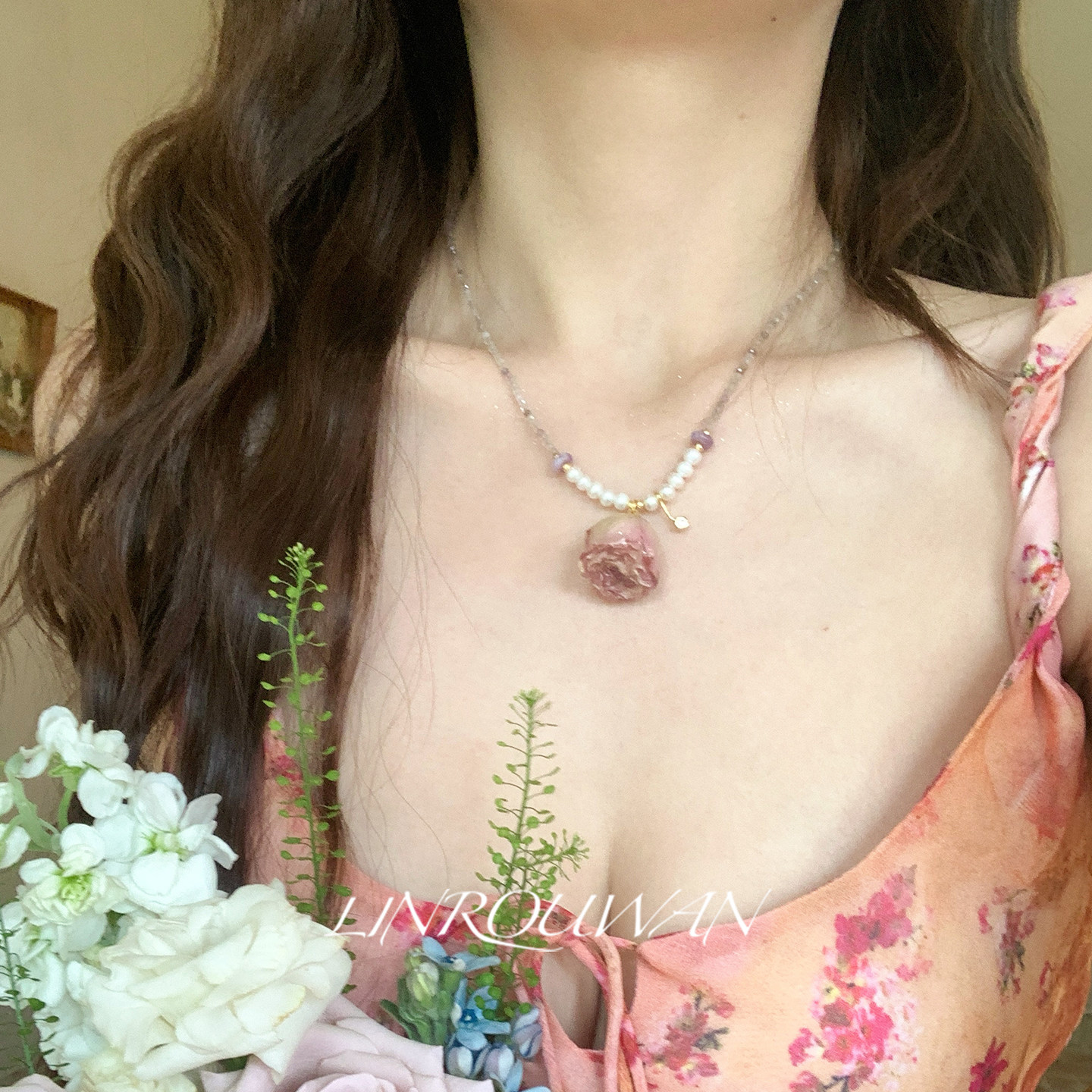 林肉完粉色天然玫瑰干花吊坠项链女高级感轻奢小众百搭锁骨链颈链