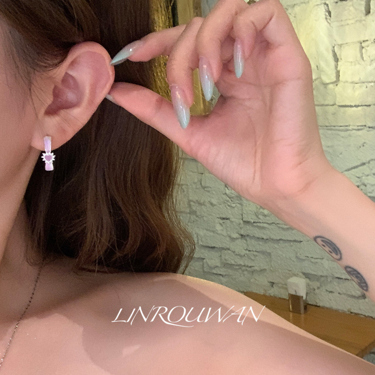 粉黛晕染渐变紫甜美爱心耳圈高级感轻奢气质耳饰小众独特C圈耳钉,饰品/流行首饰/时尚饰品新,耳钉,淘宝优惠券,粉丝福利购,淘宝优惠卷