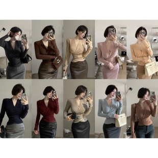 【韩剧女主】纯欲V领长袖T恤女秋冬气质修身收腰内搭显瘦上衣