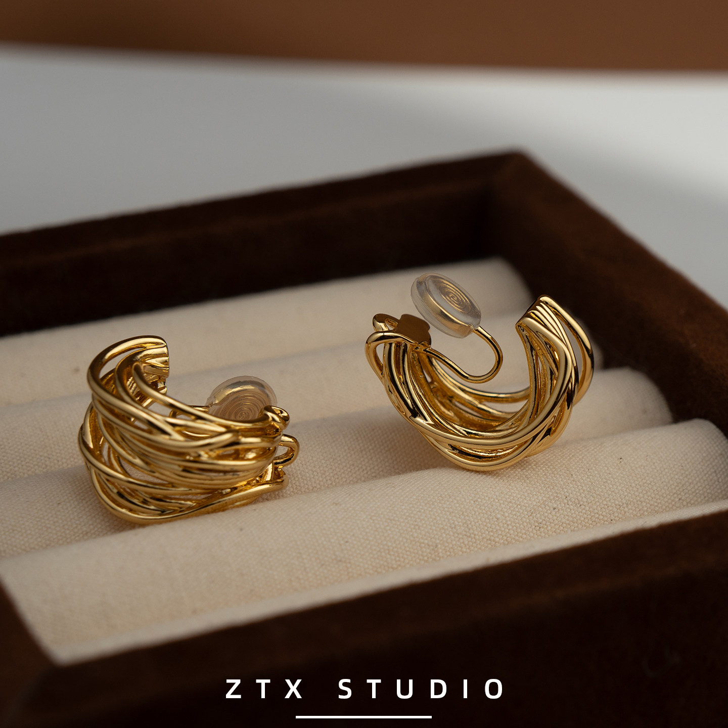 ZTX 金属风耳夹无耳洞女新款高级感独特蚊香盘耳饰小众气质夹耳环