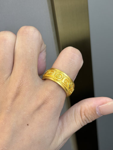 足金黄金古法转动戒指送女友礼物