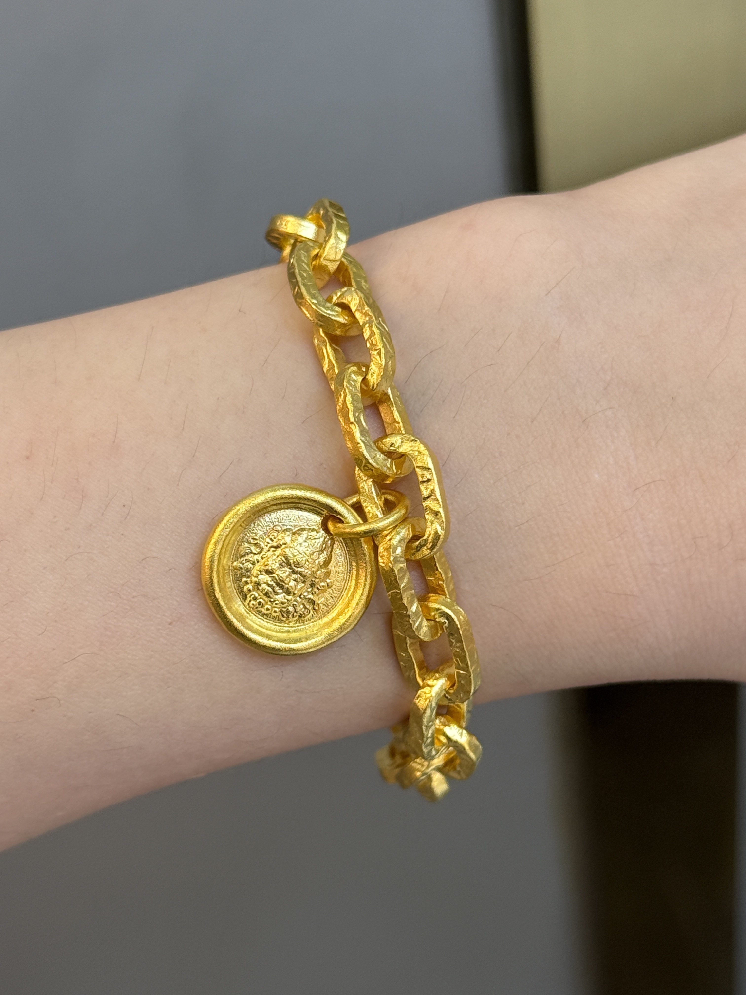 足金黄金黄财神古法锤纹手链送女友礼物