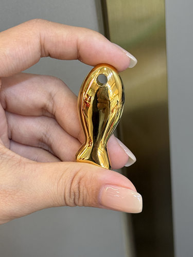 足金黄金镜面小黄鱼吊坠送女友礼物
