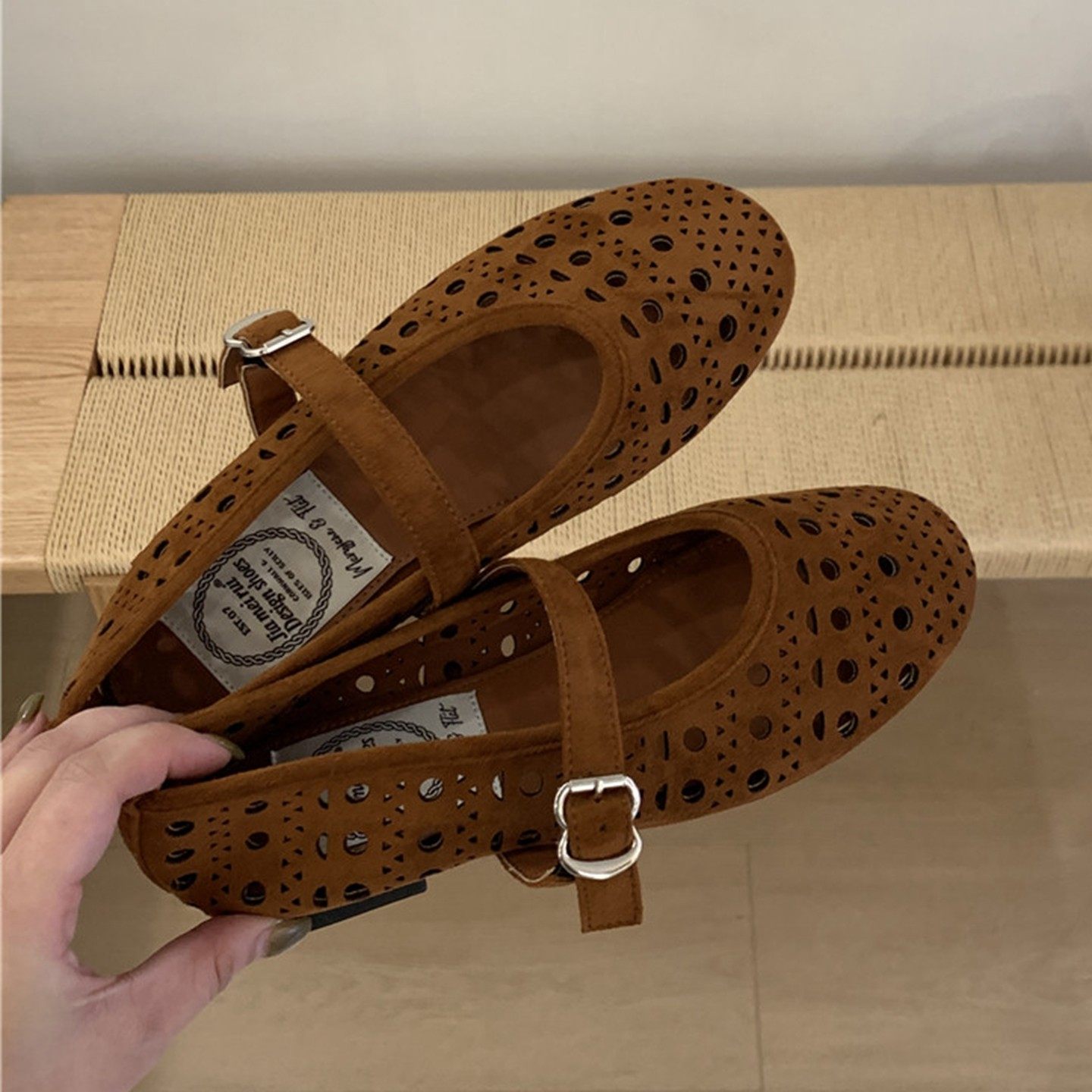 复古平底镂空绒面玛丽珍鞋2026年春季新款韩版通勤鞋一字扣单鞋女,女鞋,浅口单鞋,淘宝优惠券,粉丝福利购,淘宝优惠卷