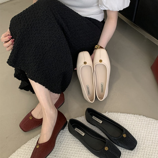 法式气质绸缎红色平底单鞋女鞋子2025春季配裙子温柔通勤晚晚瓢鞋