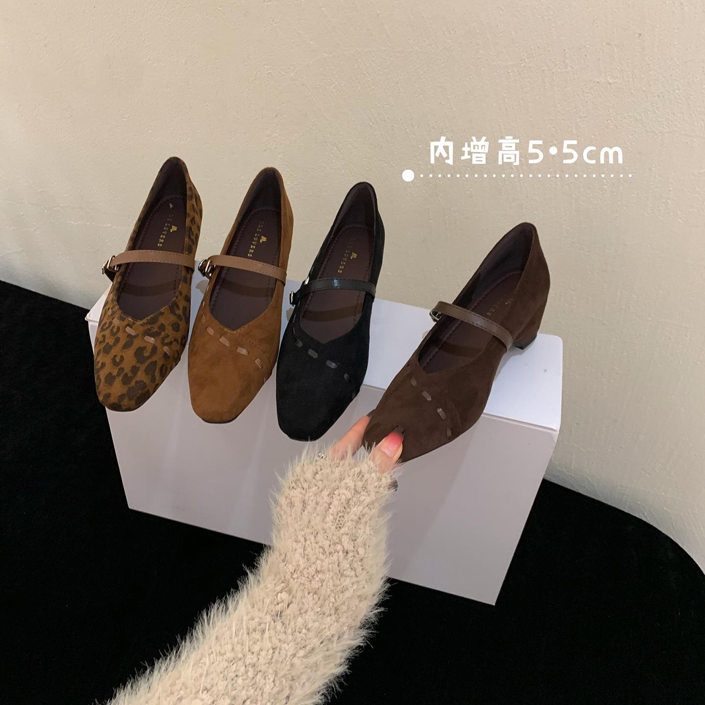 韩里韩气的鞋子~高跟鞋女气质内增高不累脚秋季2025复古豹纹单鞋