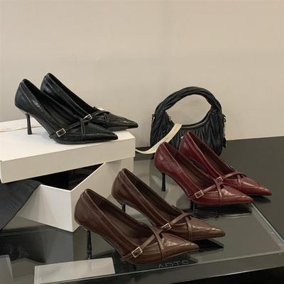 尖头高跟职业百搭细跟单鞋法式复古浅口气质高级不累脚女鞋皮带扣