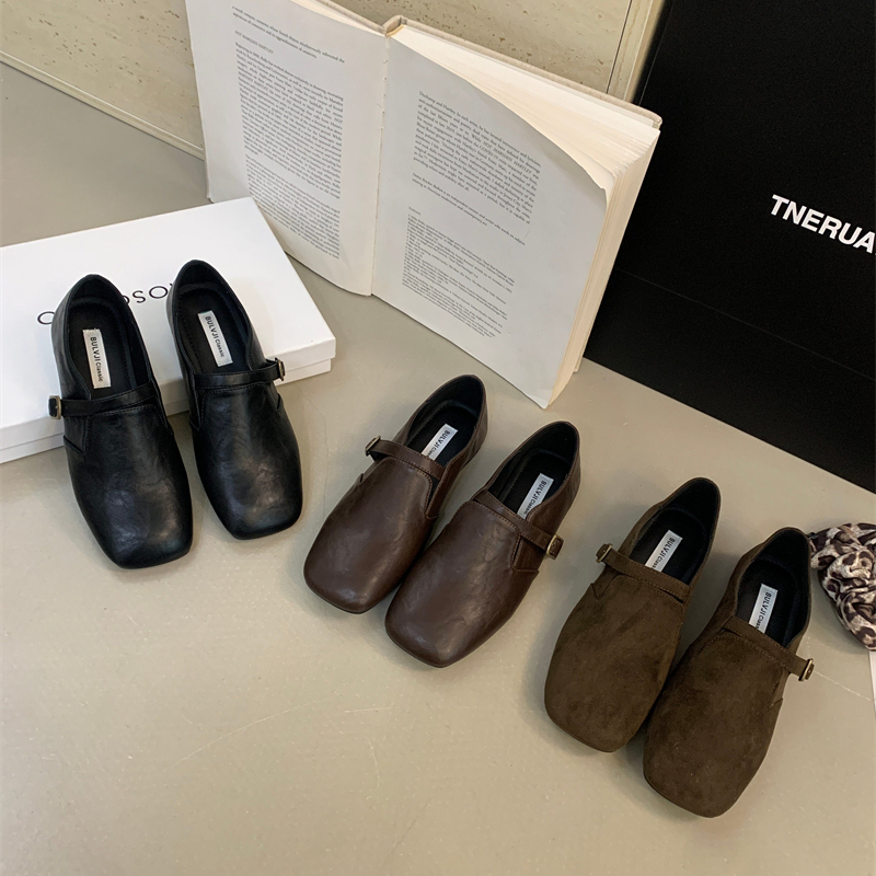 平底黑色乐福鞋单鞋女鞋子2025春秋季复古配裙子百搭玛丽珍小皮鞋