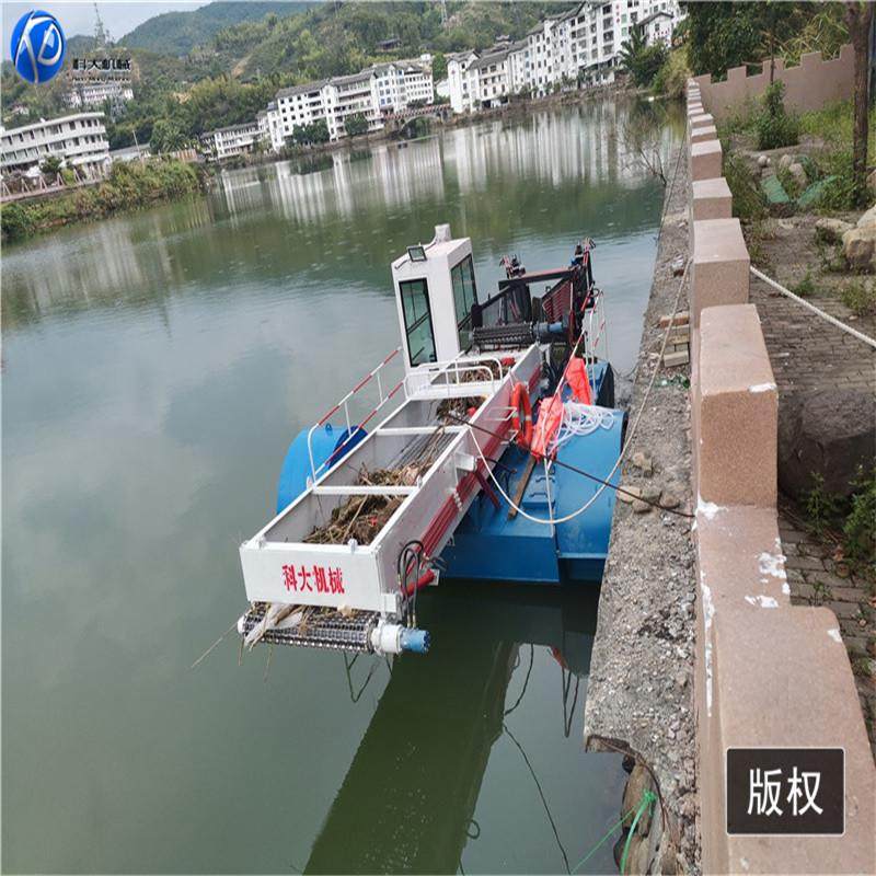 小全动水草打捞船 自芦苇收型割船 机械KD-100化草捞船