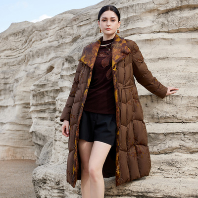 中老年妈妈洋气羽绒服中长款修身收腰新中式国风刺绣羽绒服