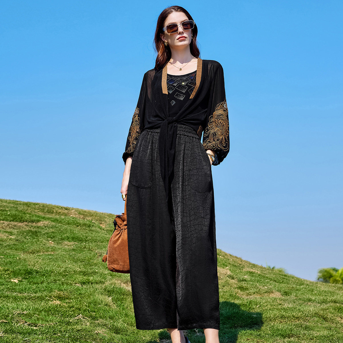 中年女夏装网纱上衣短外套长袖开衫洋气显瘦薄外搭2025新款