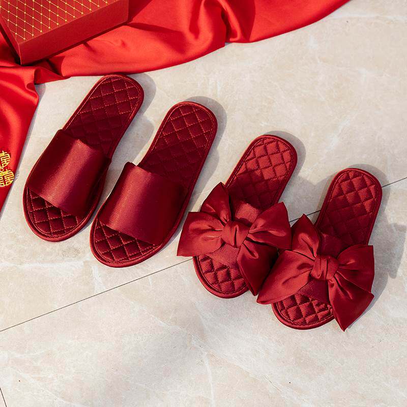 喜庆大红婚鞋新娘新郎婚礼绸缎露指一字结婚拖鞋红色凉拖情侣男女