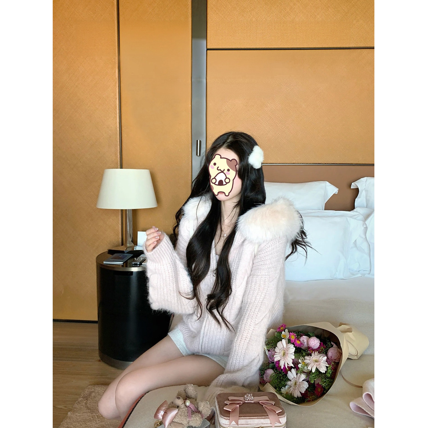 楚 奶芙松塔 粗针绞花毛衣外套女宽松仿狐狸毛领连帽针织开衫楚