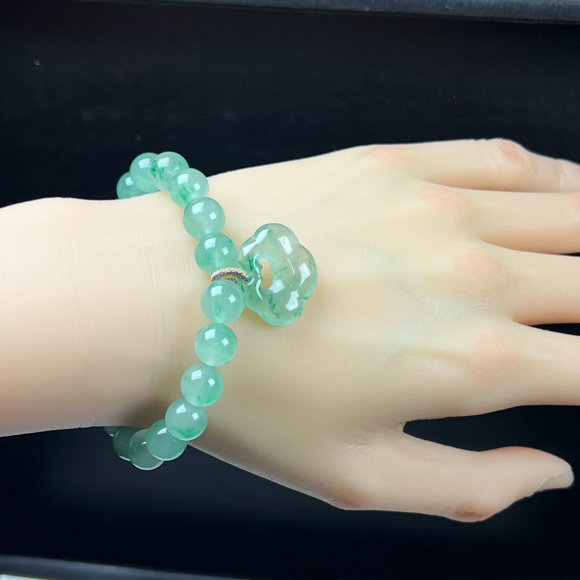 天然玉石精品高冰飘翠绿色非洲翠玉佛珠10mm玉石手串事事如意手链