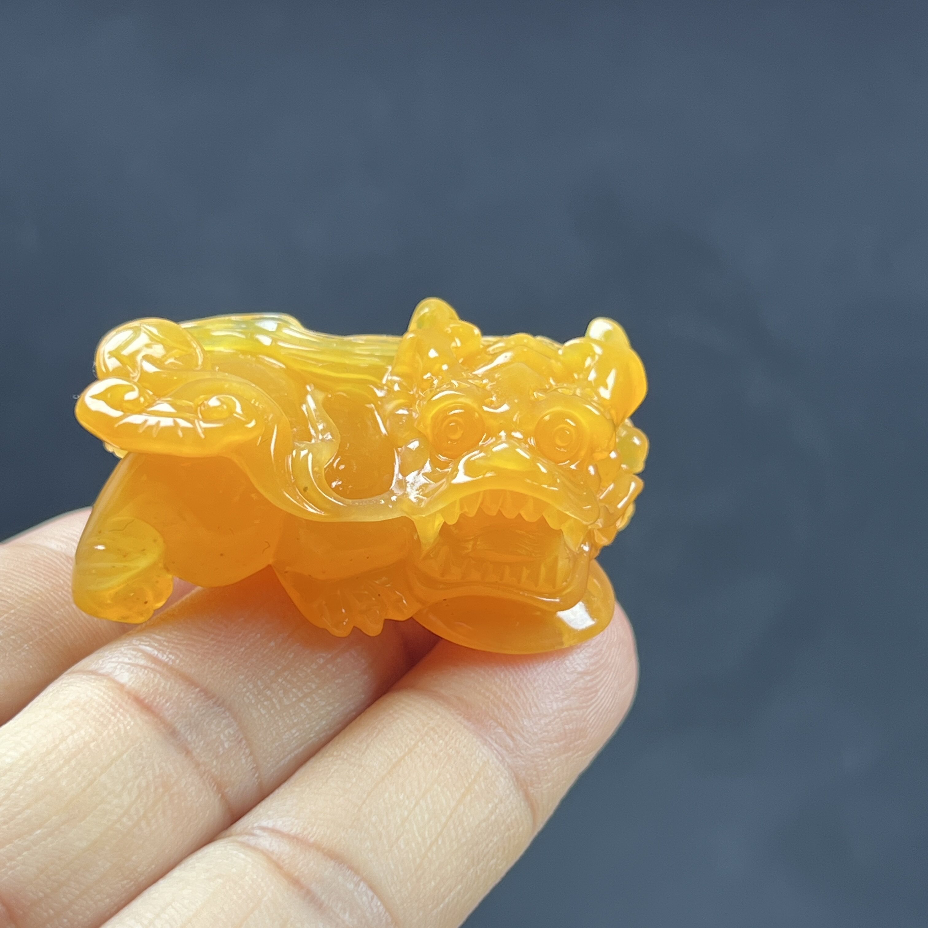 天然玉石精品珠宝缅料冰黄黄龙玉霸王貔貅吊坠毛衣链玉佩 鸡油黄