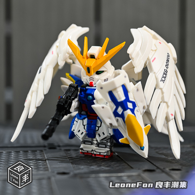 机动战士高达零式飞翼积木人仔