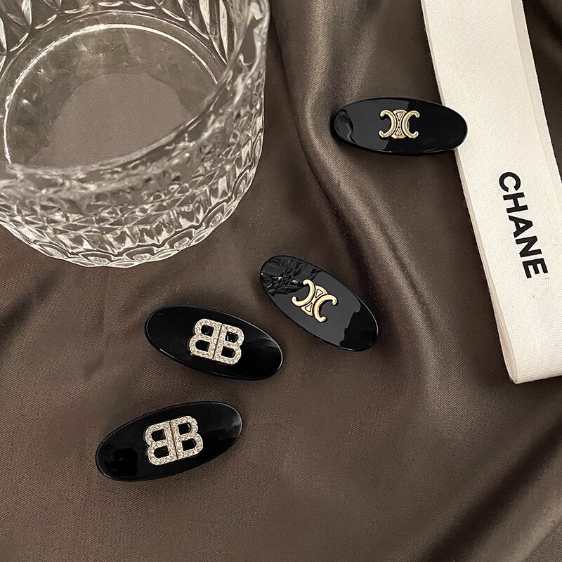 新款凯旋门字母黑色小发夹高级感碎发迷你刘海夹b字母夹子发饰